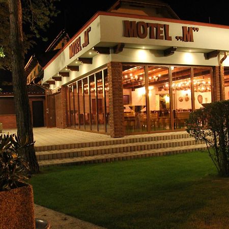 Motel M Малацки Экстерьер фото