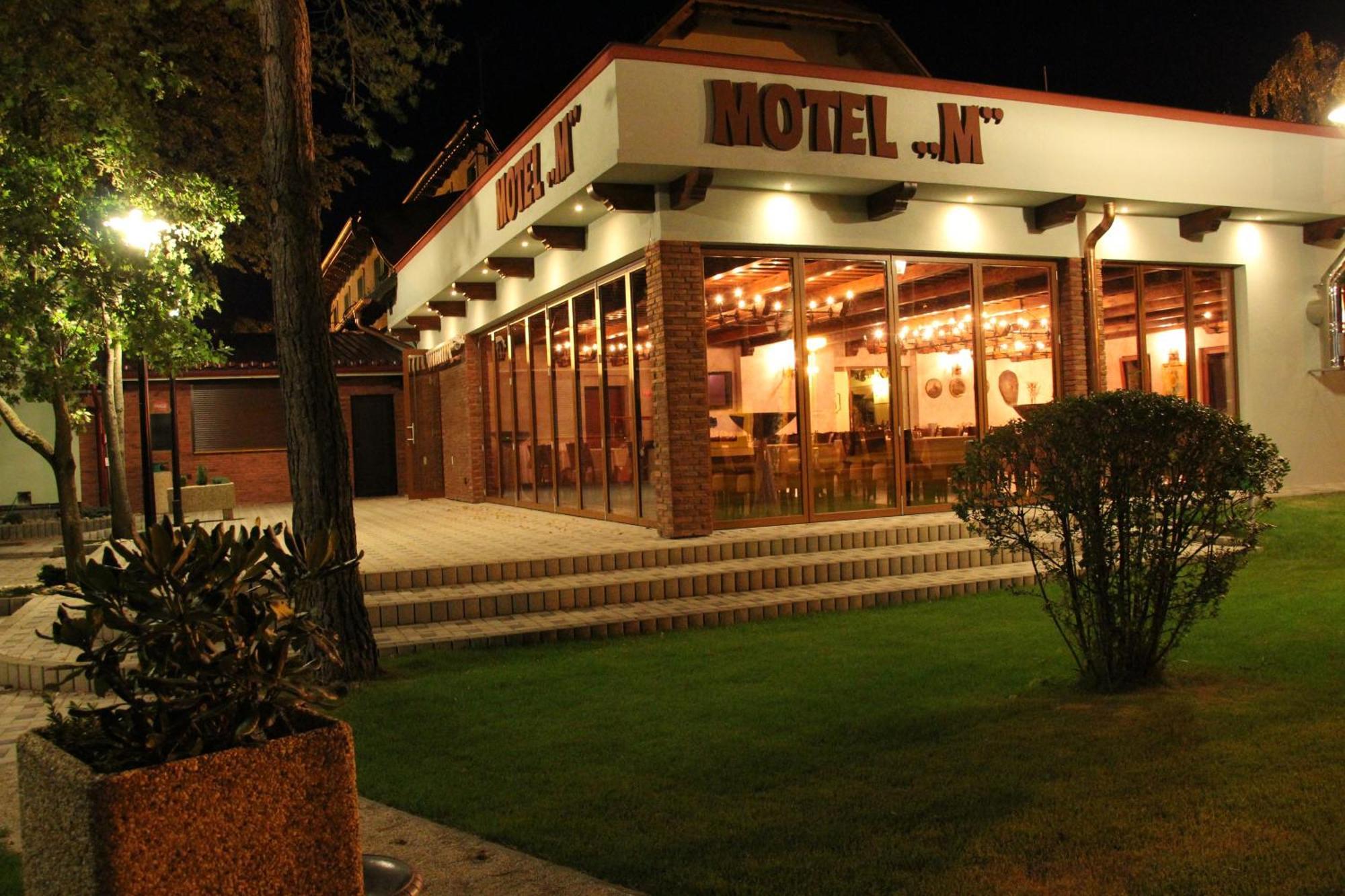 Motel M Малацки Экстерьер фото